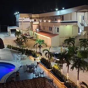 Hotel Luna Caribe, Huay Pix